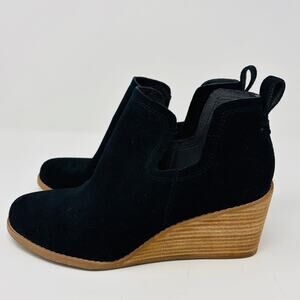 TOMS Kallie Wedge Bootie Size 8 Black Suede Boot
